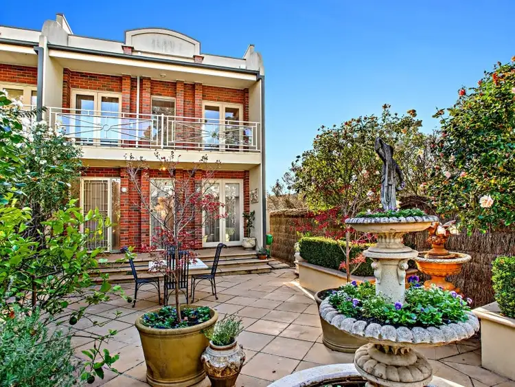 8/660 Old Calder Hwy, Keilor VIC 3036