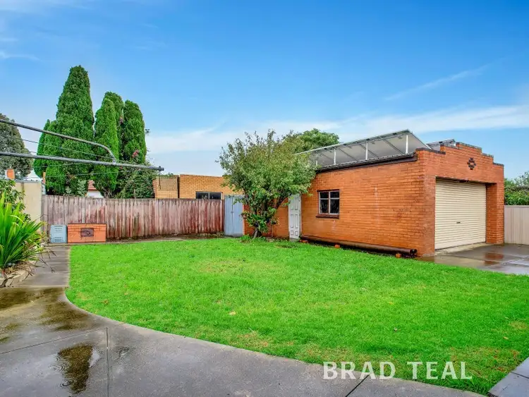 Sixth view of Homely house listing, 35 Chelmsford Crescent, St Albans VIC 3021