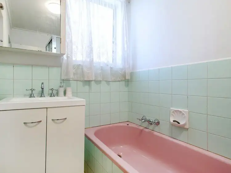 Fifth view of Homely unit listing, 2/20 Fitzgerald Road, Essendon VIC 3040