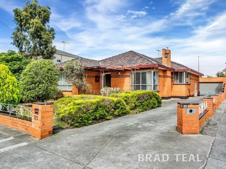 25 Francis Street, Hadfield VIC 3046