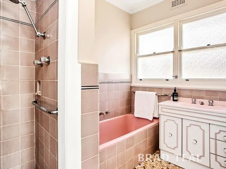 Sixth view of Homely house listing, 33 Ward Grove, Pascoe Vale South VIC 3044