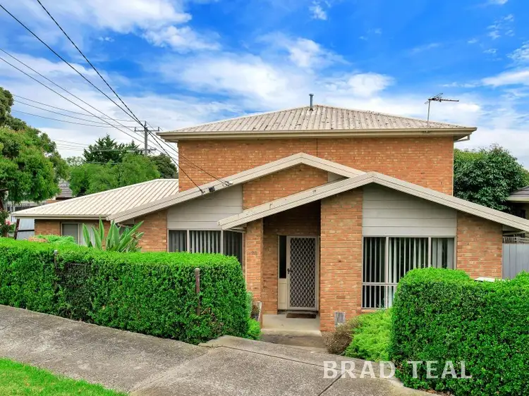 28 Hillside Crescent, Maribyrnong VIC 3032