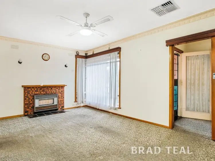 Fourth view of Homely house listing, 35 Chelmsford Crescent, St Albans VIC 3021