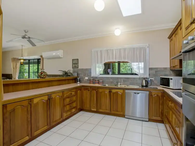 Second view of Homely house listing, 35 Ochiltree Court, Romsey VIC 3434