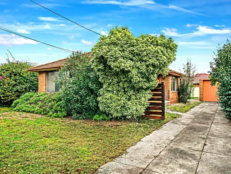 3 North Circular Road, Gladstone Park VIC 3043
