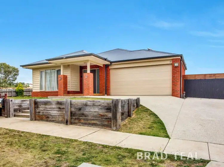 12 Rebecca Way, Gisborne VIC 3437