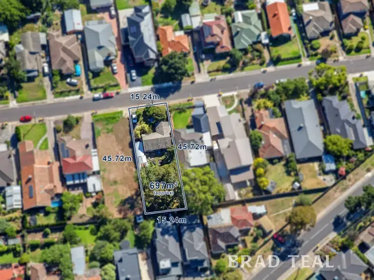 13 Willonga Street, Strathmore VIC 3041