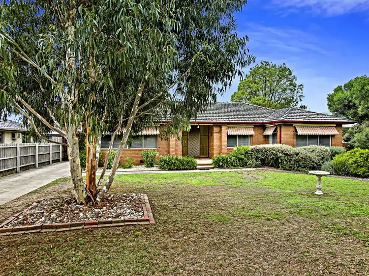56 Main Street, Romsey VIC 3434