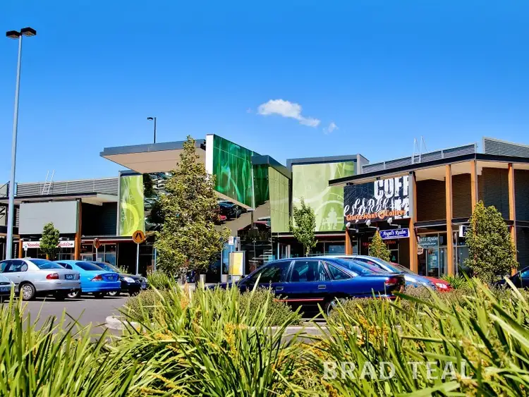 Fourth view of Homely house listing, 10 Wanganui Court, Taylors Lakes VIC 3038