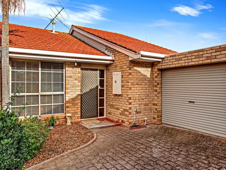 Main view of Homely unit listing, 10/64-68 Parkside Avenue, Keilor East VIC 3033