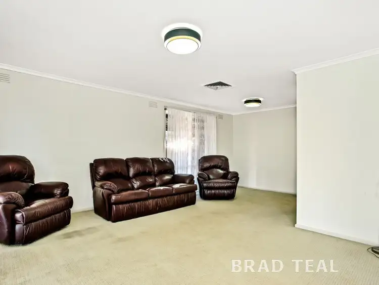 Third view of Homely house listing, 1 Forest Court, Gladstone Park VIC 3043