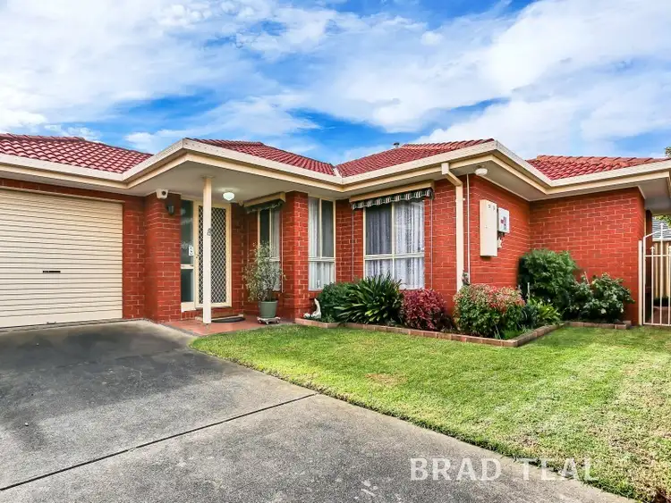 Main view of Homely unit listing, 2/32 Carrington Road, Niddrie VIC 3042