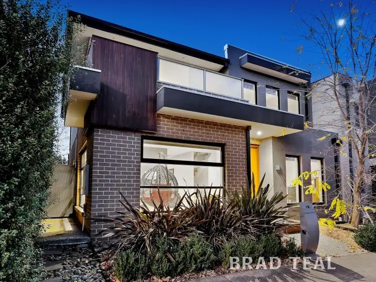 39 The Esplanade, Caroline Springs VIC 3023
