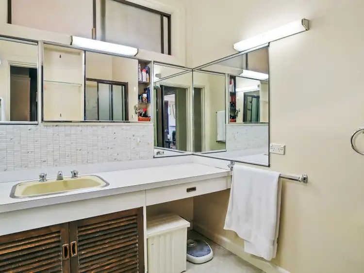 Sixth view of Homely house listing, 34 Springhall Parade, Pascoe Vale South VIC 3044