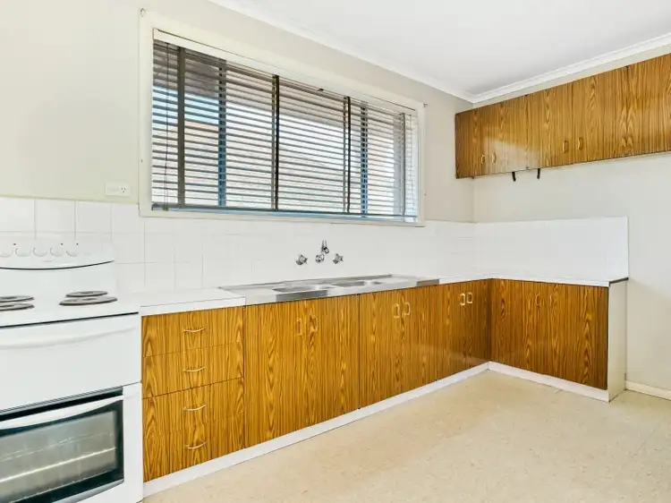 Third view of Homely apartment listing, 5/8 Violet Street, Essendon VIC 3040
