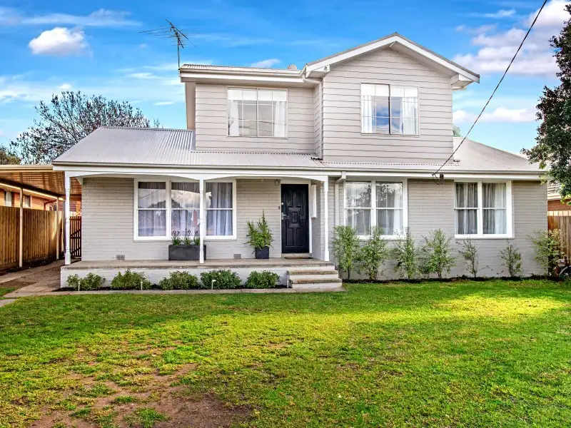 Main view of Homely house listing, 7 Lindsay Avenue, Sunbury VIC 3429