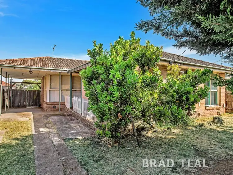 7 Curlew Close, Melton VIC 3337