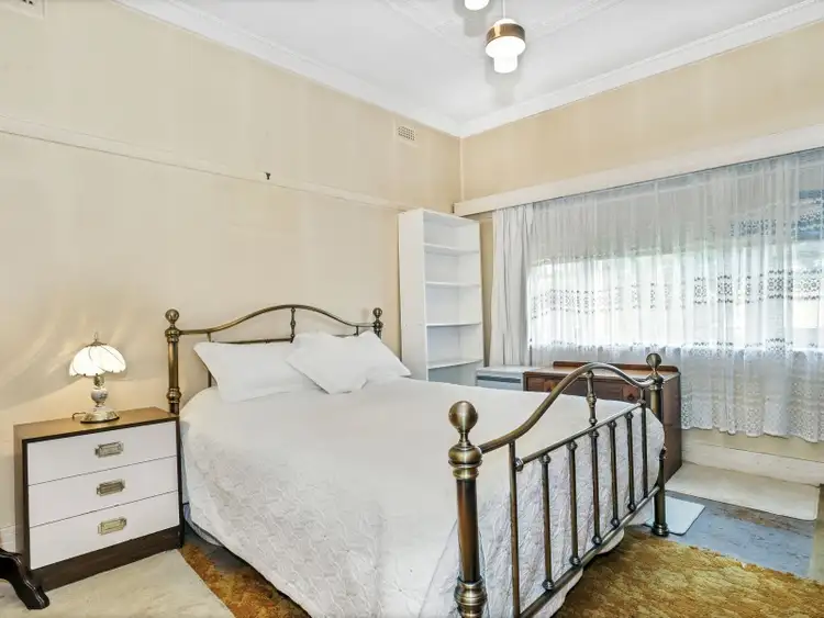 Fifth view of Homely house listing, 34 Springhall Parade, Pascoe Vale South VIC 3044