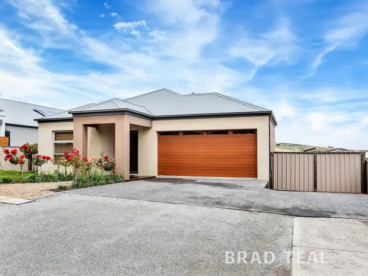 92 Belleview Drive, Sunbury VIC 3429