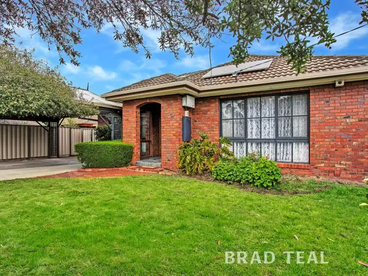 Second view of Homely house listing, 27 First Avenue, Strathmore VIC 3041