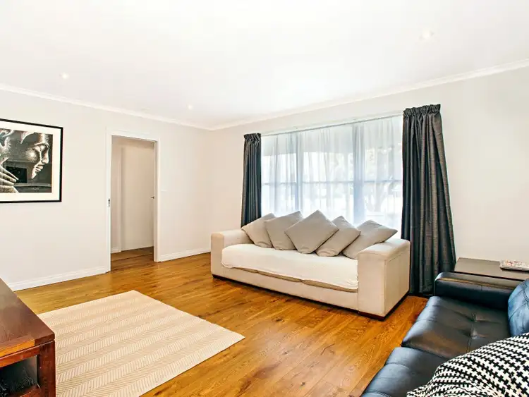Second view of Homely house listing, 7 Lindsay Avenue, Sunbury VIC 3429