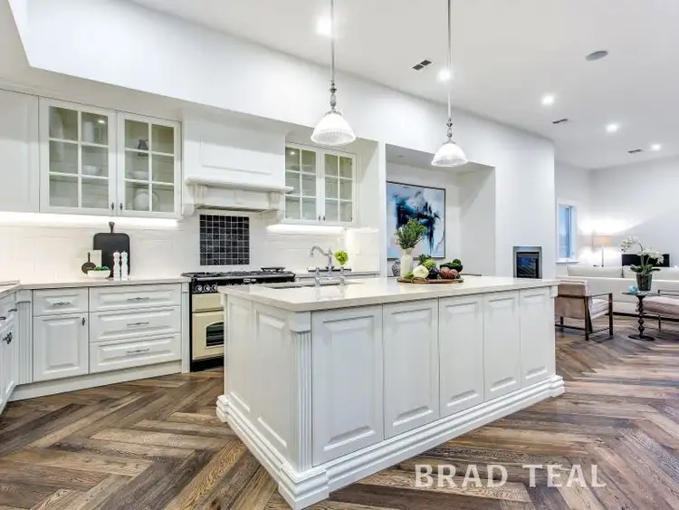 Fifth view of Homely house listing, 208 Woodland Street, Strathmore VIC 3041