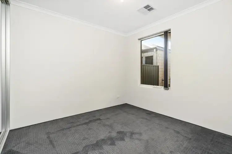 Sixth view of Homely house listing, 30 Fringed Way, Piara Waters WA 6112
