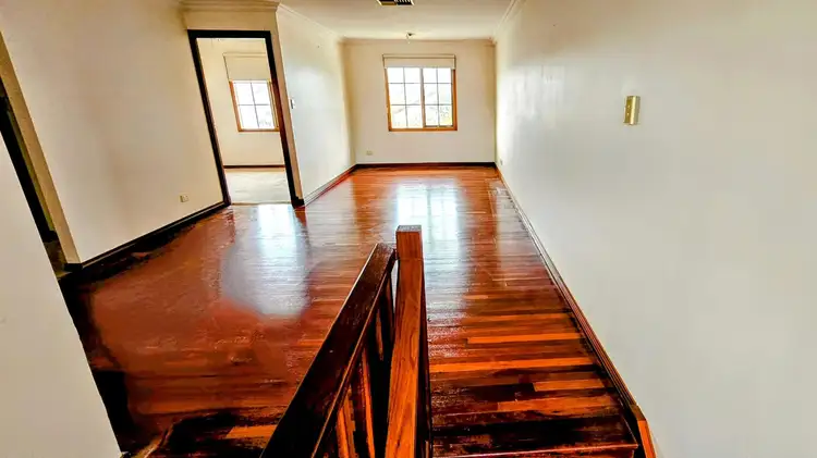 8 Wade Street