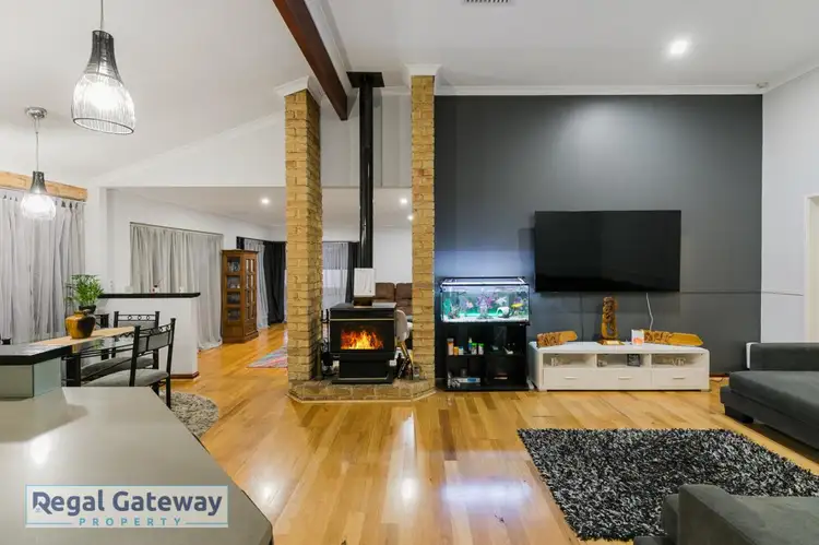 26 Carlhausen Close, Atwell WA 6164