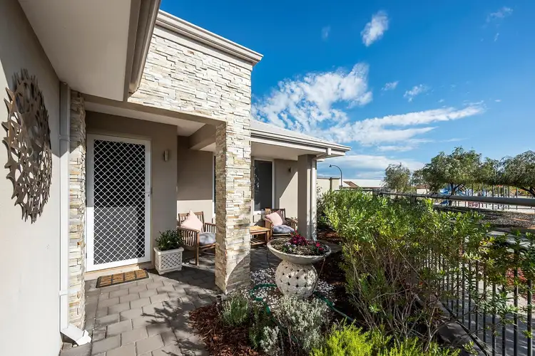 18 Mundego Turn, Ellenbrook WA 6069
