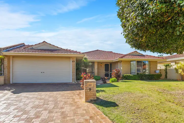 9 Pine Grove