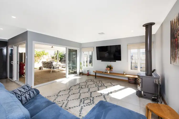 73 Bushside Drive, Aveley WA 6069