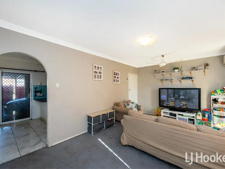 Seventh view of Homely house listing, 22 Lindy Way, Camillo WA 6111