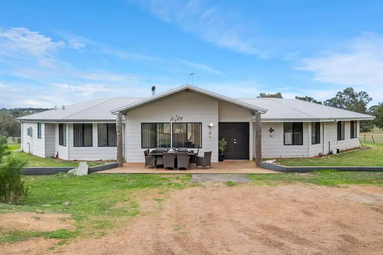 122 Cook Road, Bakers Hill WA 6562