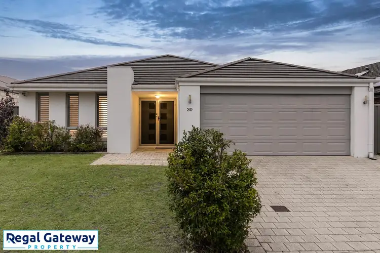 30 Bedbrook Avenue, Piara Waters WA 6112