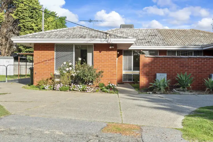 25 Redross Court, Armadale WA 6112