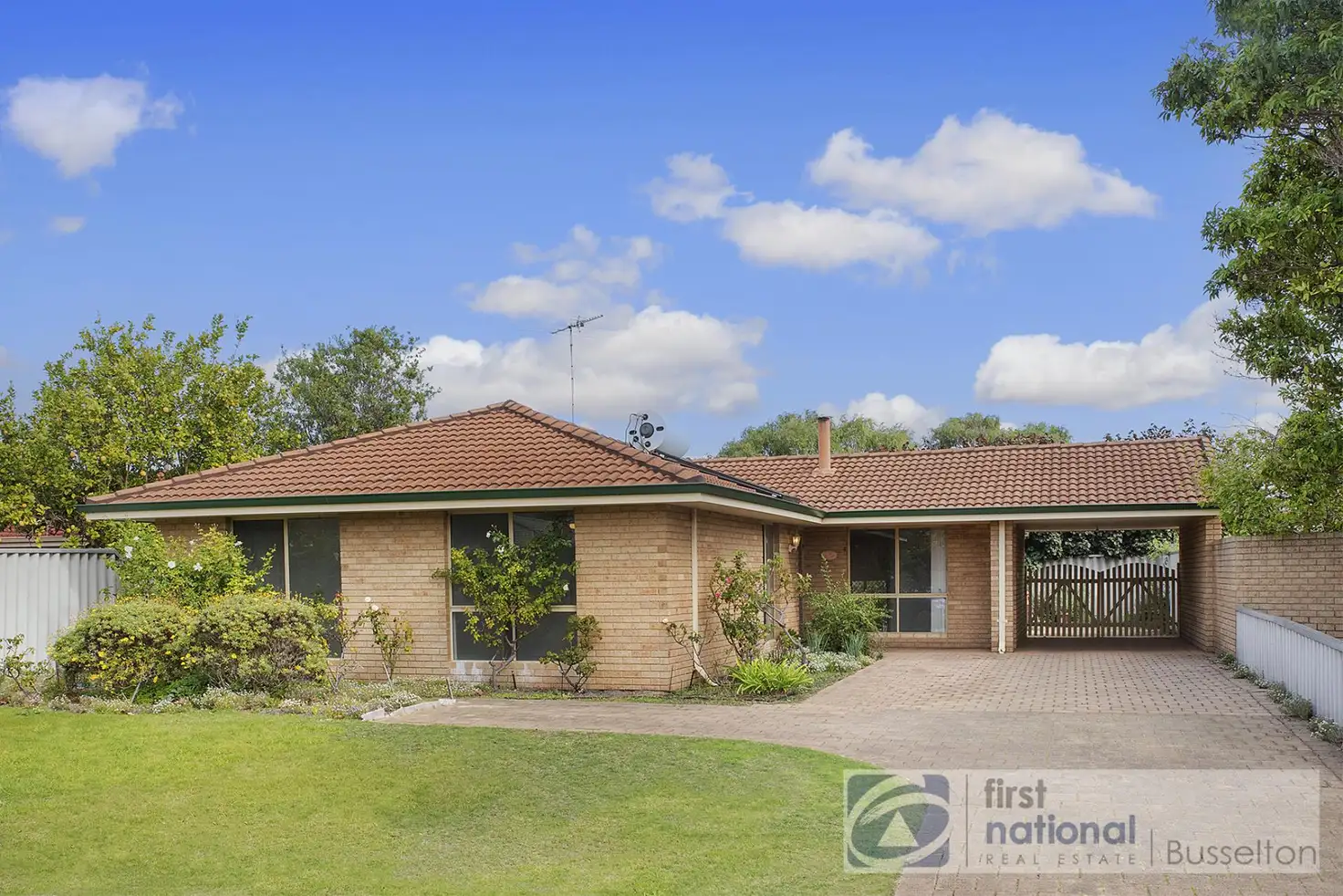 Main view of Homely house listing, 4 Dolphin Court, Broadwater WA 6280