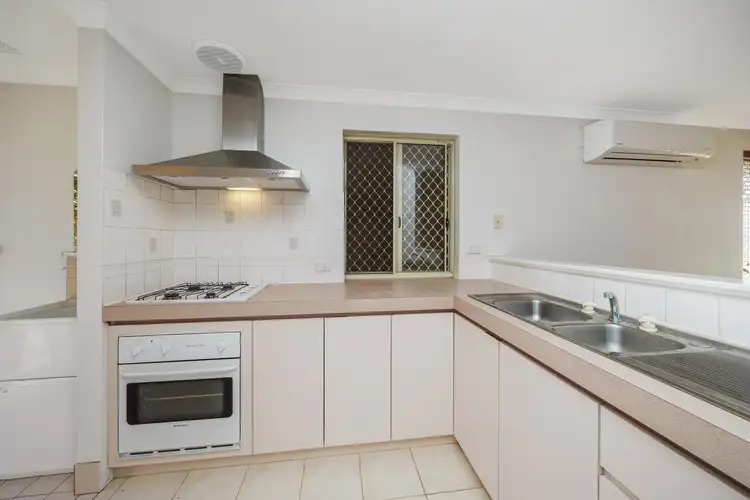 Seventh view of Homely house listing, 3/5 Chapman Road, St James WA 6102