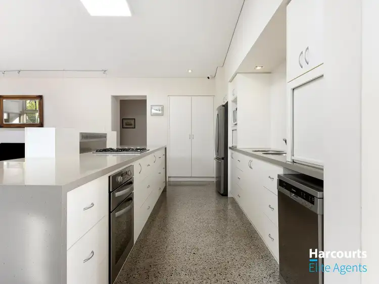 Seventh view of Homely house listing, 1 Jerboa Green, Baldivis WA 6171