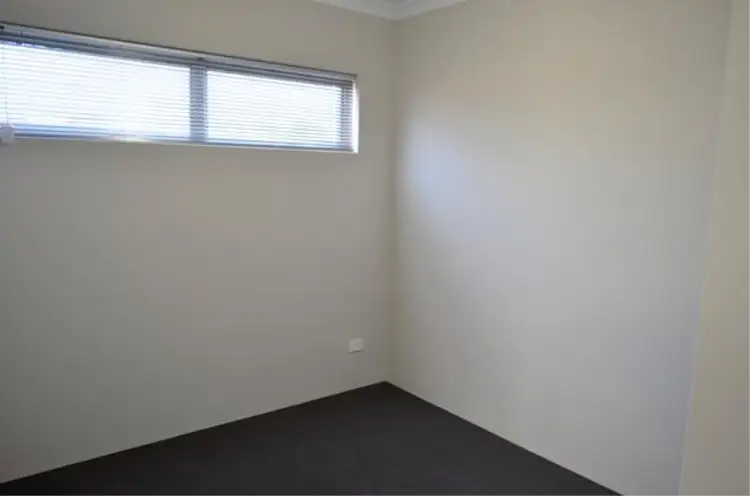Sixth view of Homely apartment listing, 16/1 Spring Avenue, Midland WA 6056