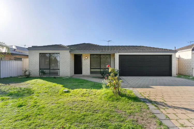 10 Micro Gardens, Bennett Springs WA 6063