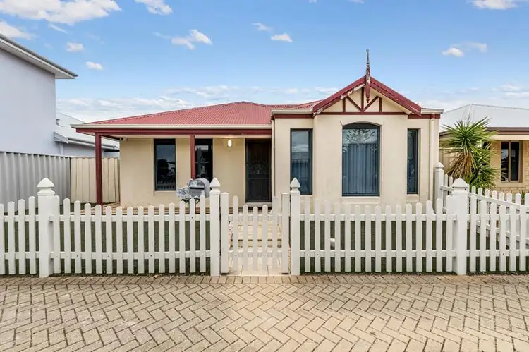 15 Belgravia  Terrace, Rockingham WA 6168