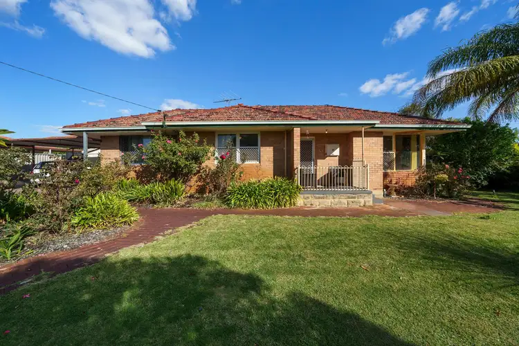 20 Broadway, Embleton WA 6062