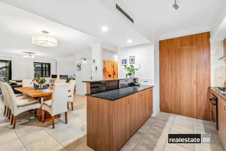 2/8 Tully Road, East Perth WA 6004
