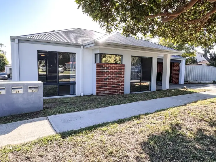 A/9 Robertsbridge, Nollamara WA 6061