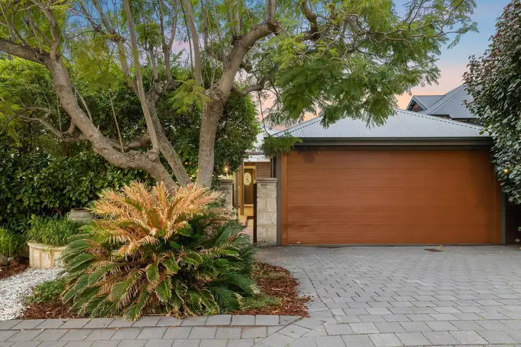 210 Holbeck Street, Doubleview WA 6018