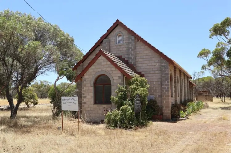 38 Railway Terrace, Aldersyde WA 6306