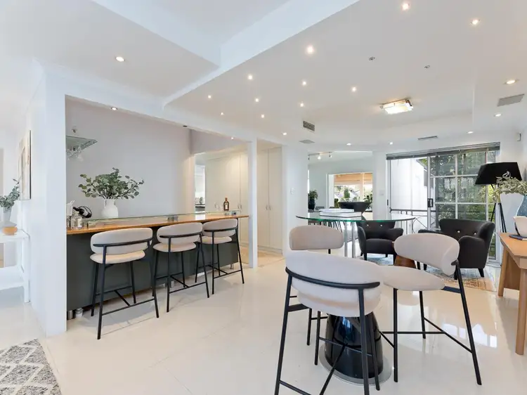 27 Fraser Road, Applecross WA 6153