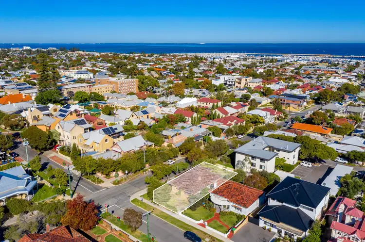 22 Stevens Street, Fremantle WA 6160
