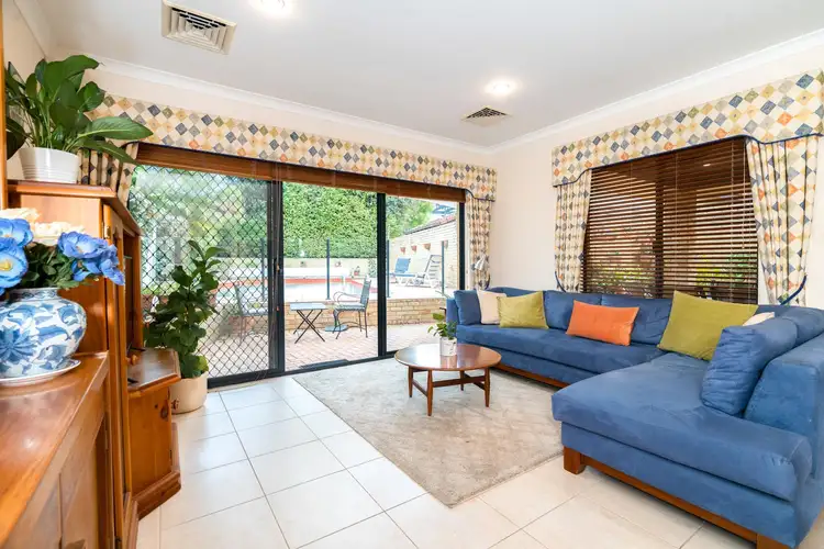 5 Clark Place, Karrinyup WA 6018